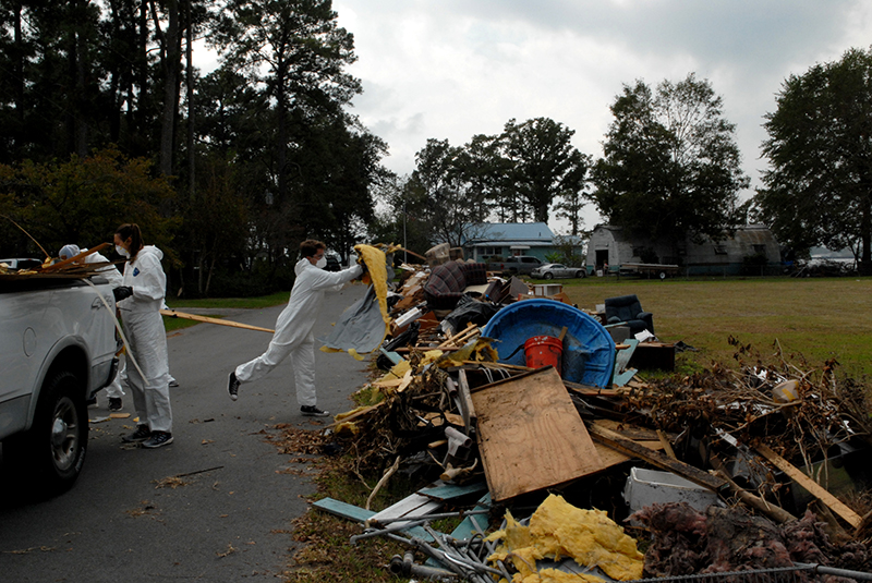 East Carolina University students serve alongside Baptists in N.C.