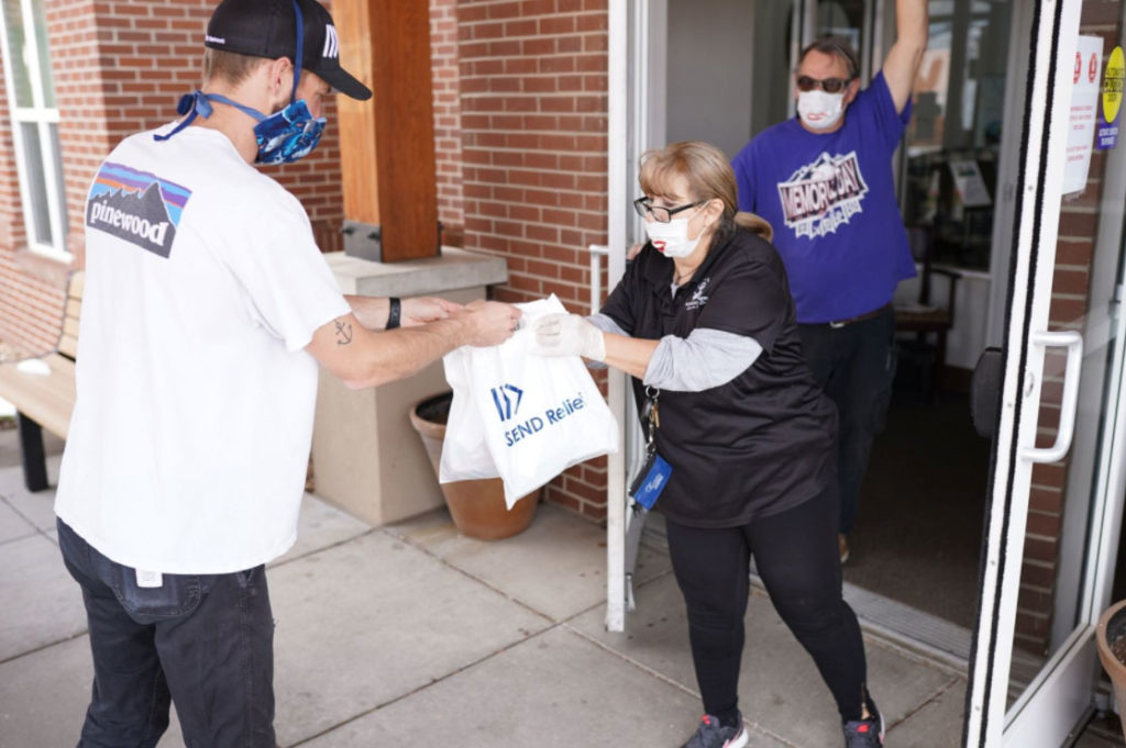 Send Relief care bags delivered to healthcare workers