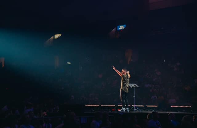 Pruitt preaches the Gospel, promotes Who’s Your One? during Winter Jam