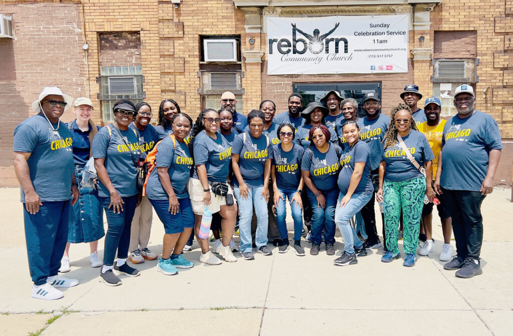 Florida mission team travels to Chicago ‘to see, to serve and to sit’
