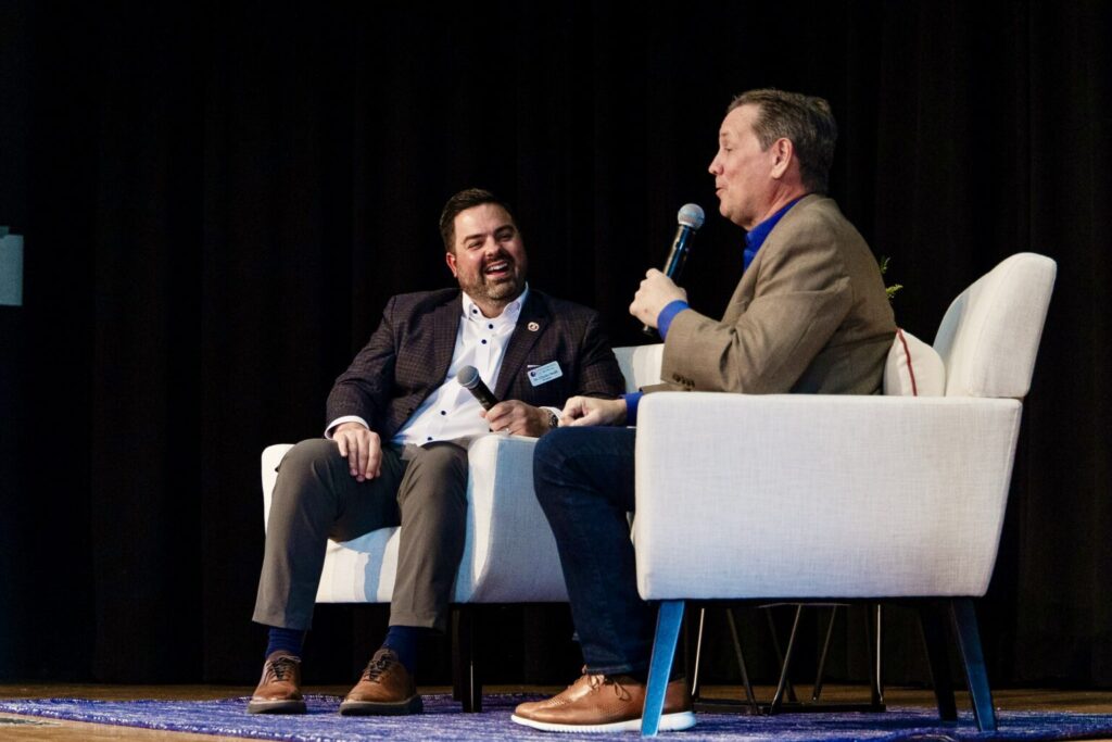 Ezell challenges University of Mobile students to live for the lost