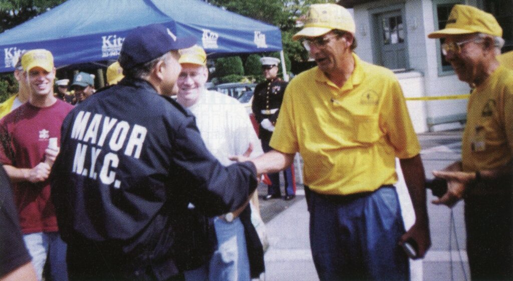 Disaster Relief New York World Trade Center New York City Mayor Rudolph Guiliani Personally Thanks Southern Baptist Disaster Relief Workers, 2001